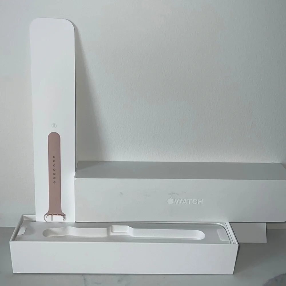 Apple watchband, And box